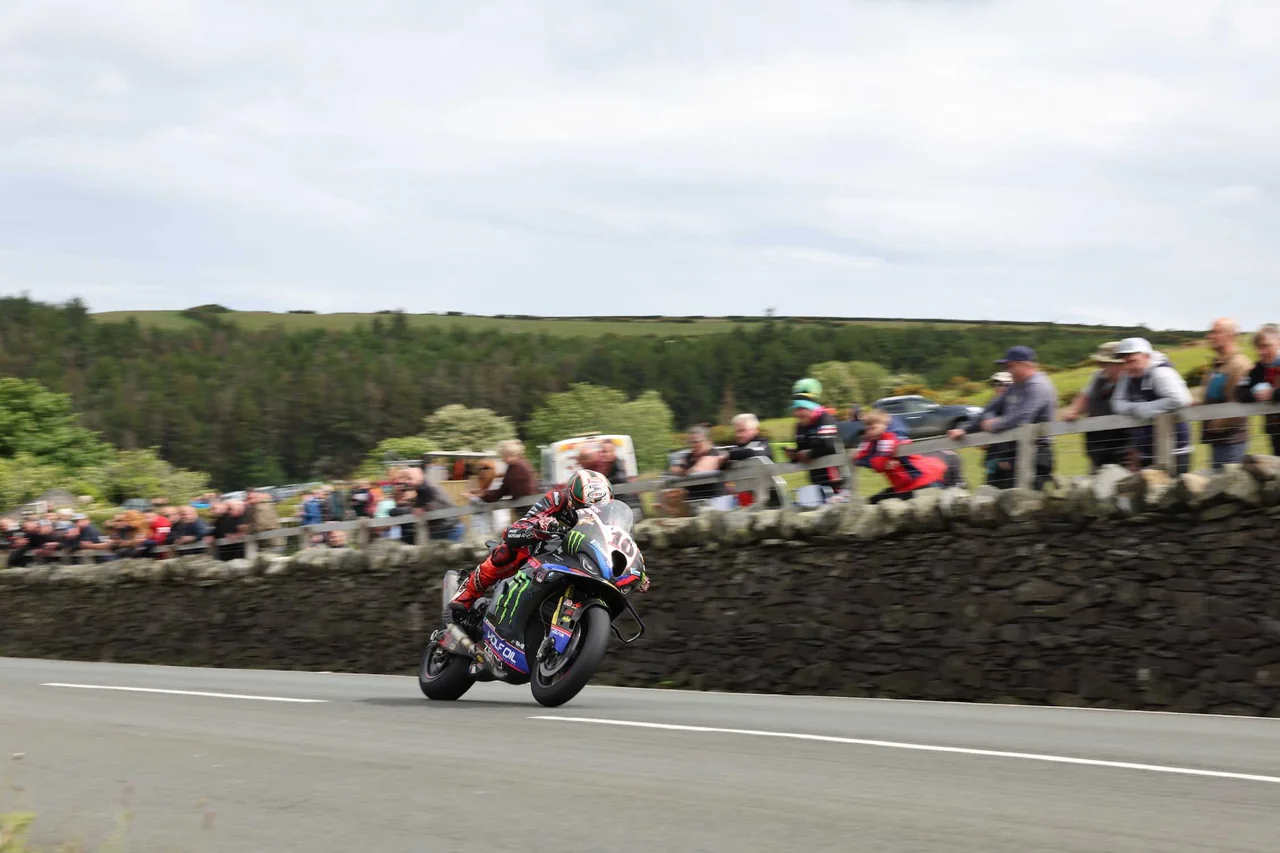 Hicky Returns to Podium Glory