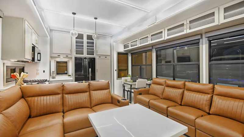 Axiom Revolutionizes RV Building with Innovative Toy Haulers - image 3