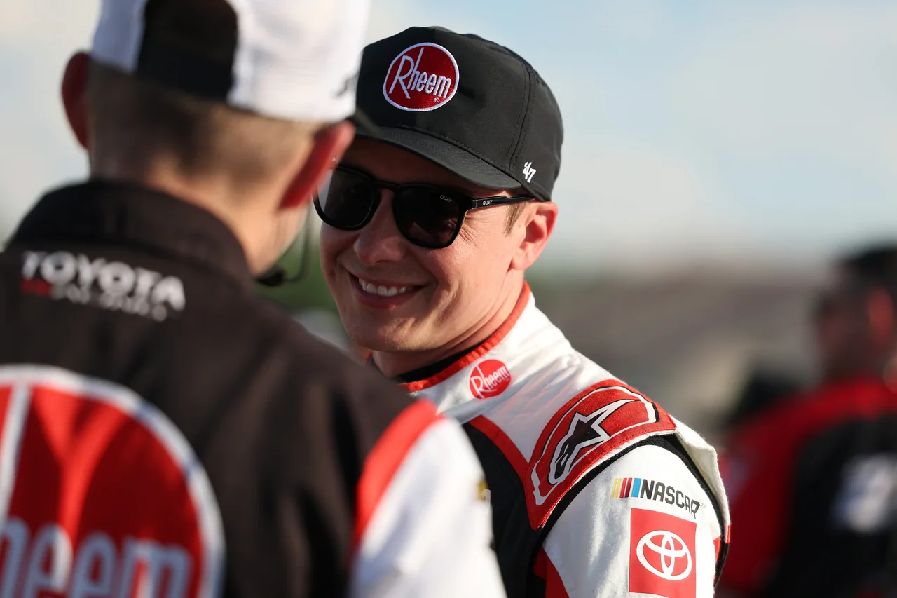 NASCAR Driver Cleared to Race Despite Broken Wrist
