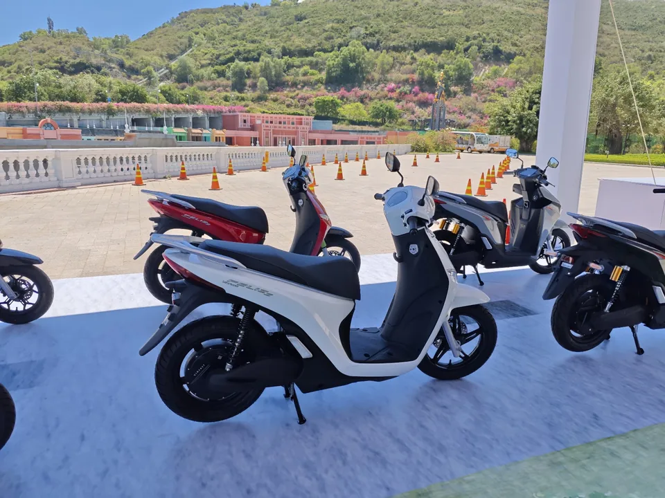Vinfast Brings Battery-Swapping Electric Motorcycles To The Philippines - image 2