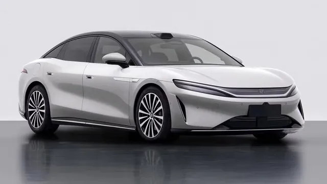 BYD's Electric Sedan Packs More Power Than McLaren 750S