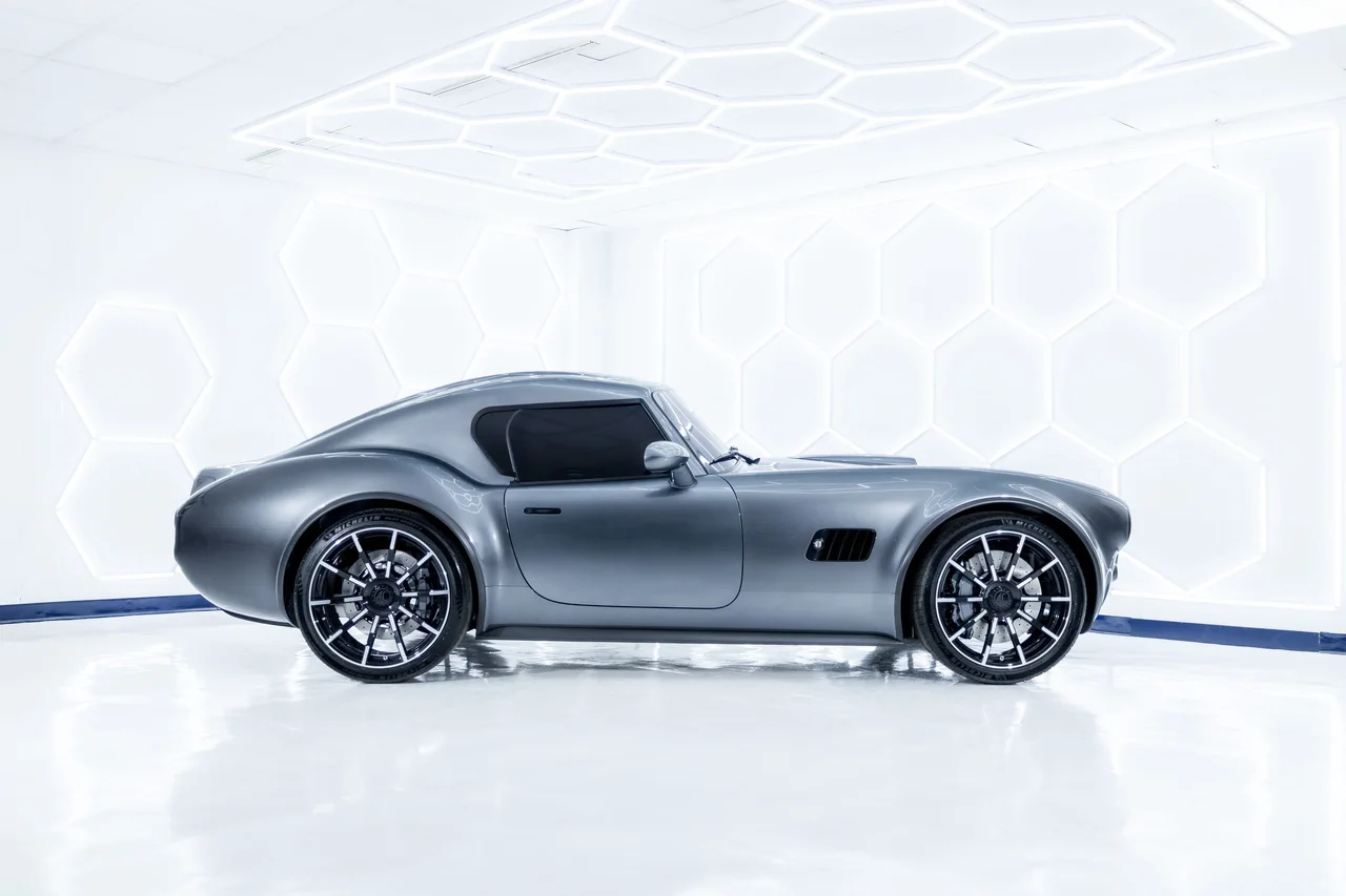 Legendary Journalist's Journey to Automotive Criticism