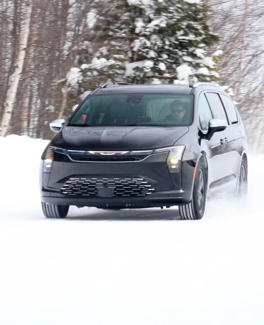 Pacifica Revival: Chrysler's Beloved Minivan Gets a Long-Overdue Refresh