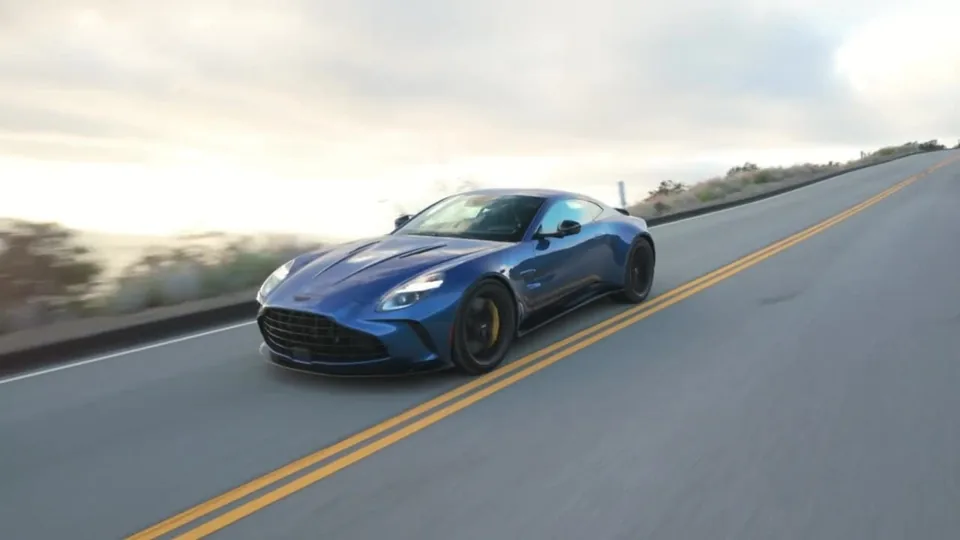 Aston Martin Vantage S: A Masterclass in Confidence - image 2