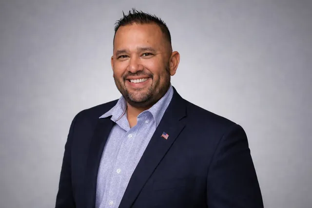 Island Marine Electric Names Doug Bennis as Vice President of Sales & Marketing